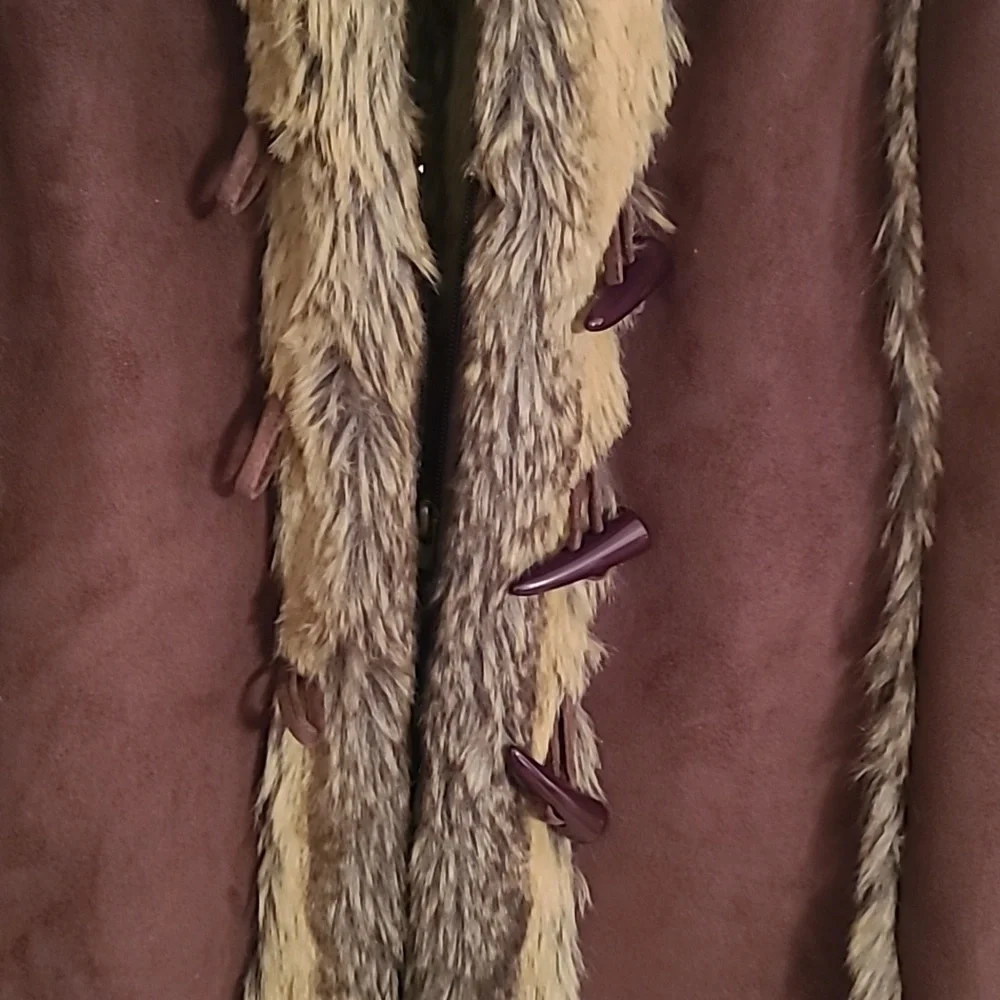 Beautiful Faux Shearling Jacket Size XL - Picture 6 of 7